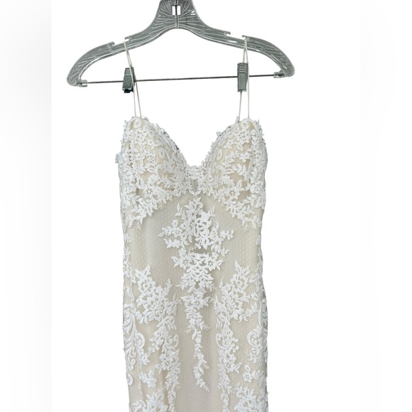 NWT SOTTERO AND MIDGLEY-MATTEA-5SR602 Wedding Dress - Size 8 - White - Mermaid - Picture 4 of 16